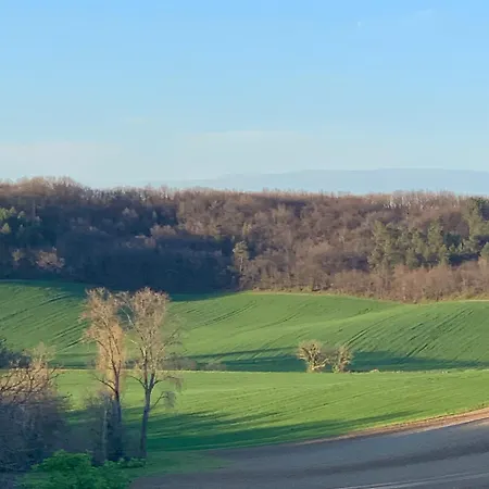 La Garde - D'hote 3* Saint-Martin-de-Ribérac