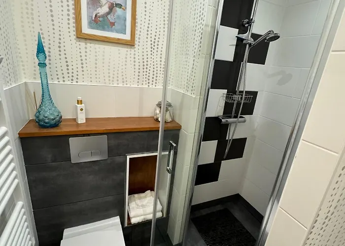 La Garde - D'hote 招待所 Saint-Martin-de-Ribérac