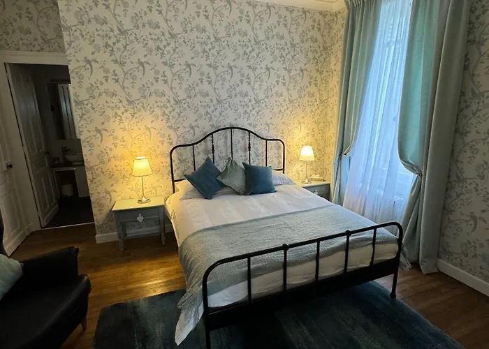 招待所 La Garde - D'hote